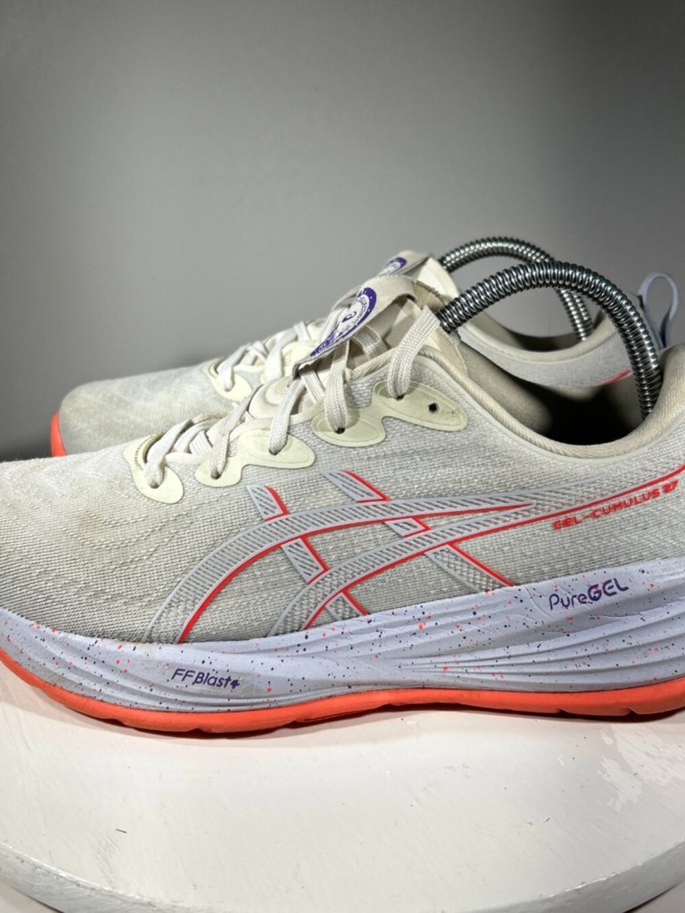ASICS Gel Cumulus 27 Tokyo Running Shoes Mens 8.5 White 1011C186 Walking Sneaker